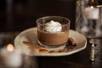 Schoko-Pannacotta mit Kakispiegel